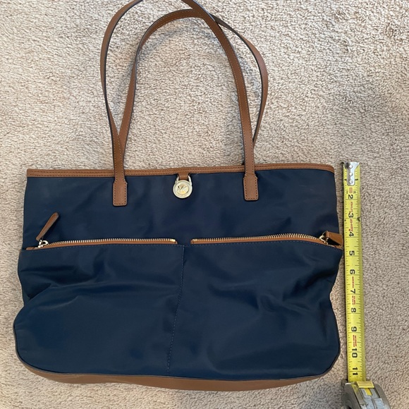 Michael Kors Navy Vinyl Bag - Picture 2 of 5